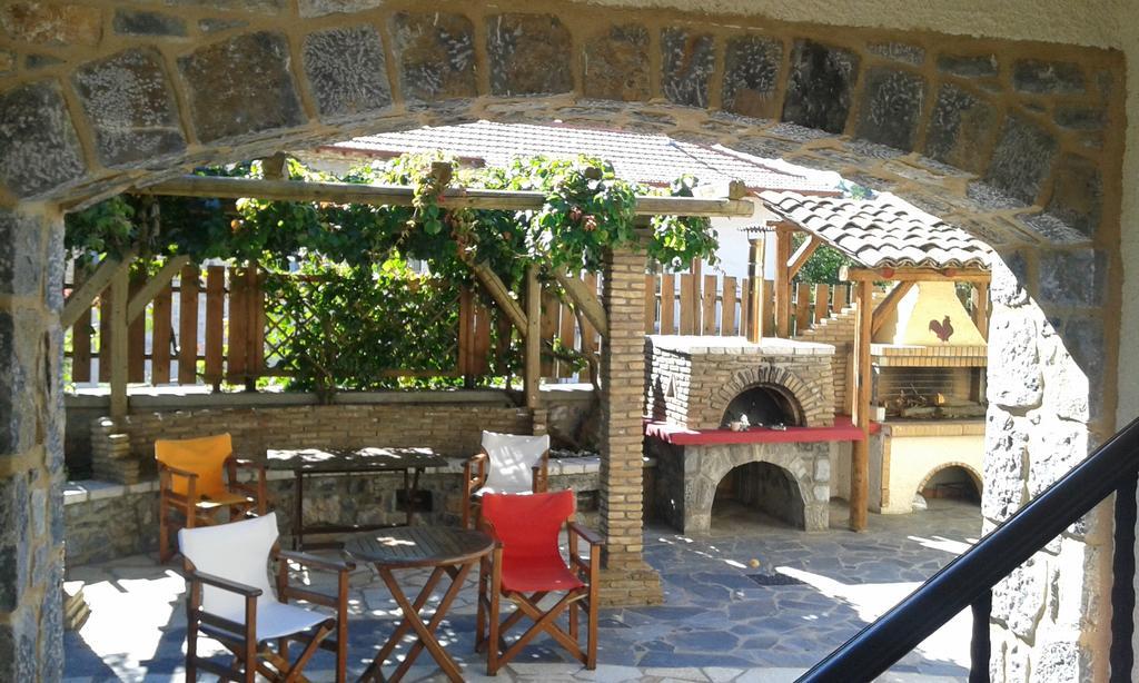 Archontiko Nikolopoulou Hotel Витина Екстериор снимка