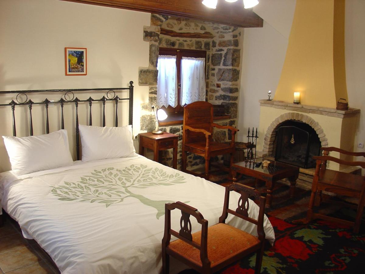 Archontiko Nikolopoulou Hotel Витина Екстериор снимка